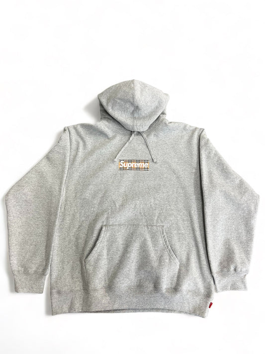 Supreme Burberry Box Logo
Hooded Sweatshirt Heather Grey